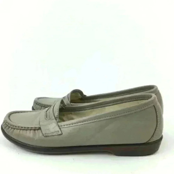 Sas Womans Flats Sz 7 S Gray Leather Slip On Penny - Picture 3 of 8